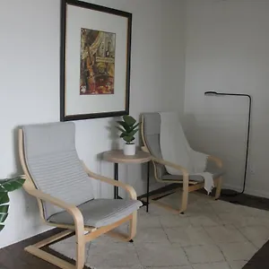 https://homey-appartment-in-marina-del-rey.topanaheimhotels.com